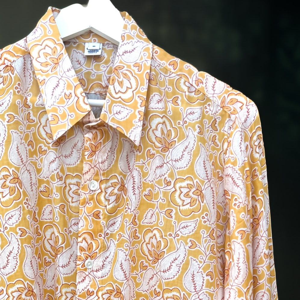 Camicia Unisex Small con Rose in Giallo in Light Cotton